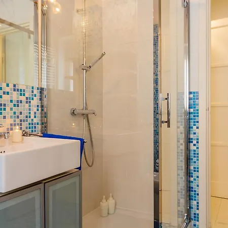 Apartman Flatmentor - Boutique In City Center Milánó